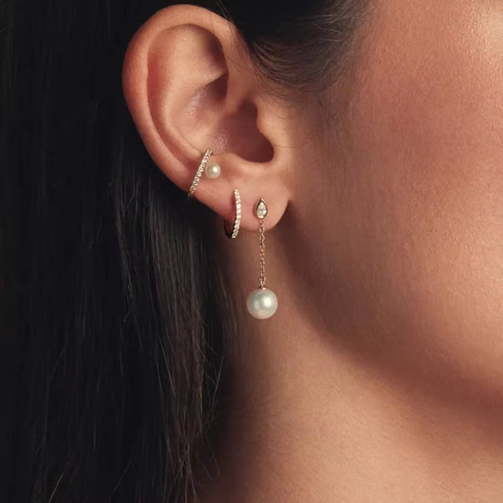 Pearl & Selena Medium | Örhängen med pärla, strass och kedja